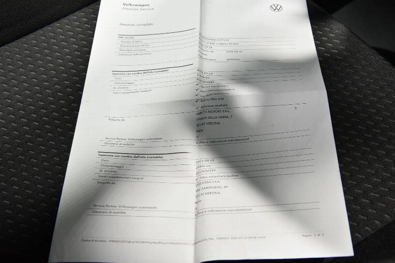 VOLKSWAGEN Polo 40
