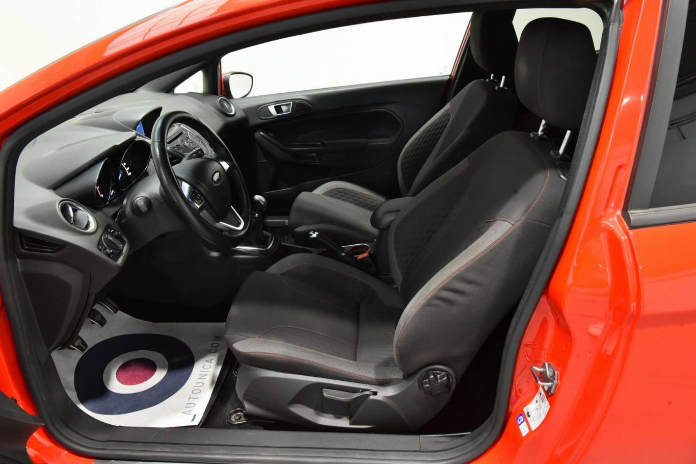 FORD Fiesta 4