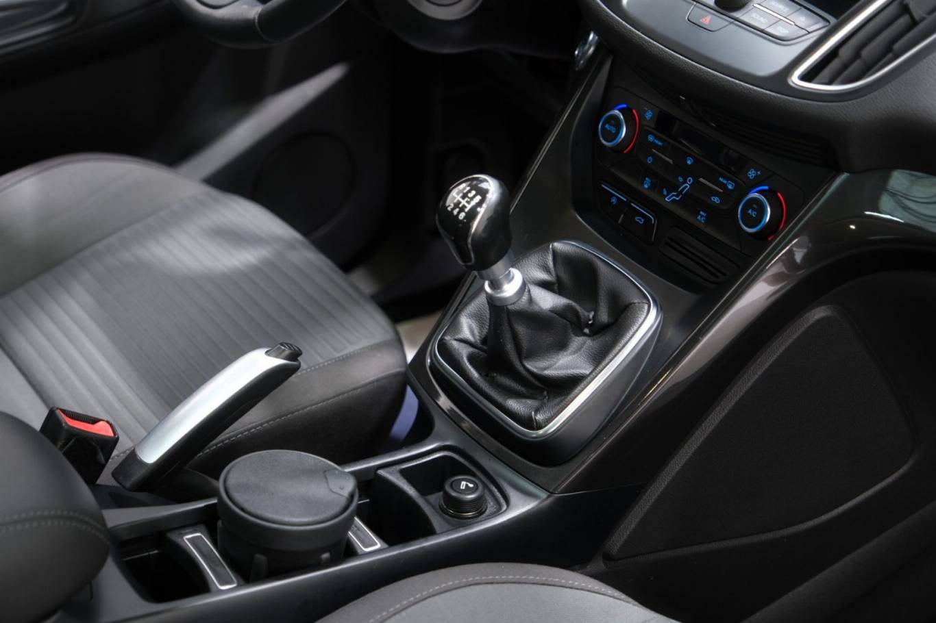FORD C-Max 56