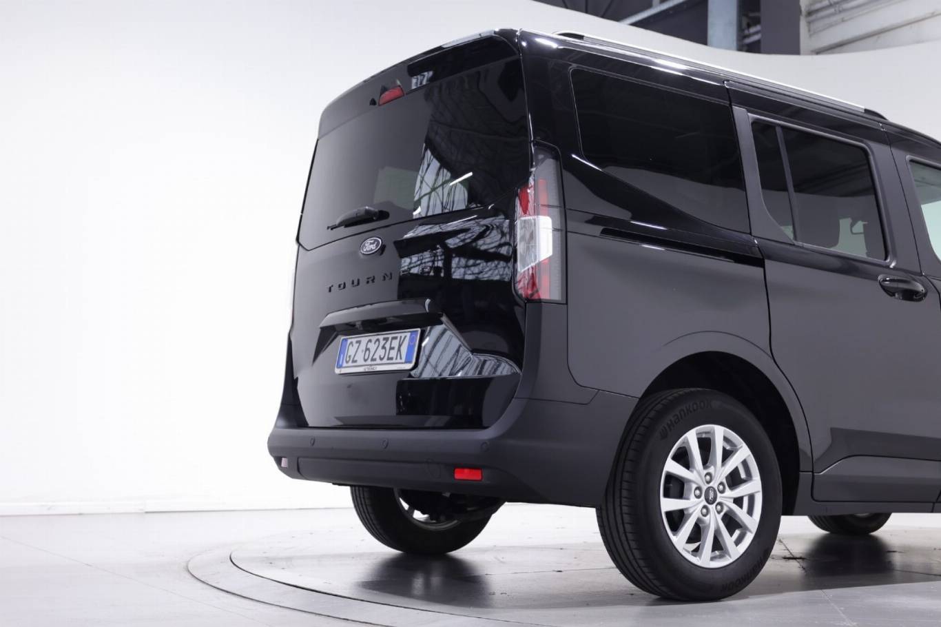 FORD Tourneo Courier 43