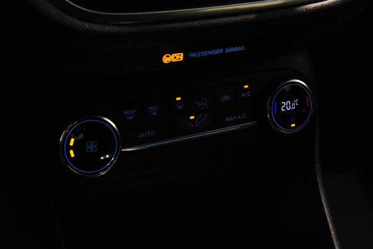 FORD Fiesta 28
