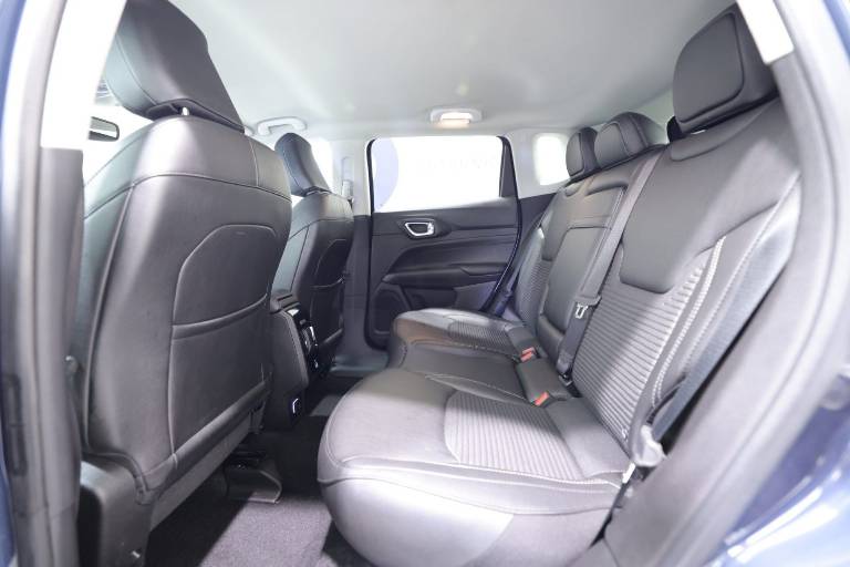 JEEP Compass 35
