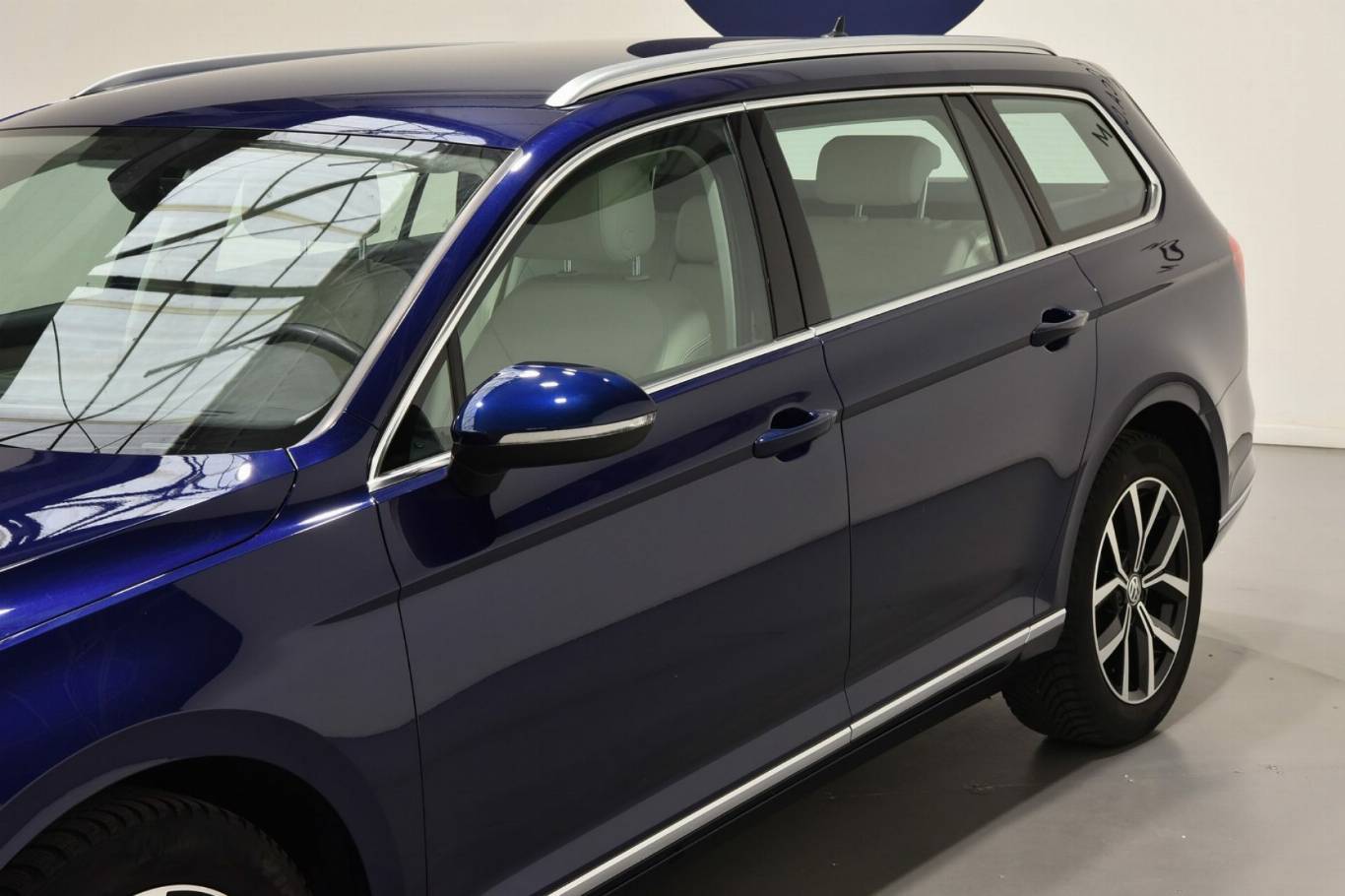 VOLKSWAGEN Passat Variant 40