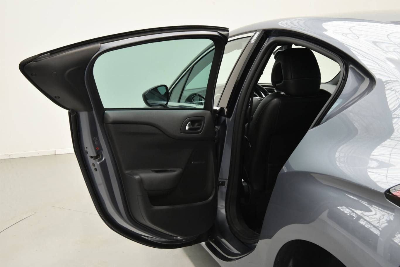 DS AUTOMOBILES DS 4 48