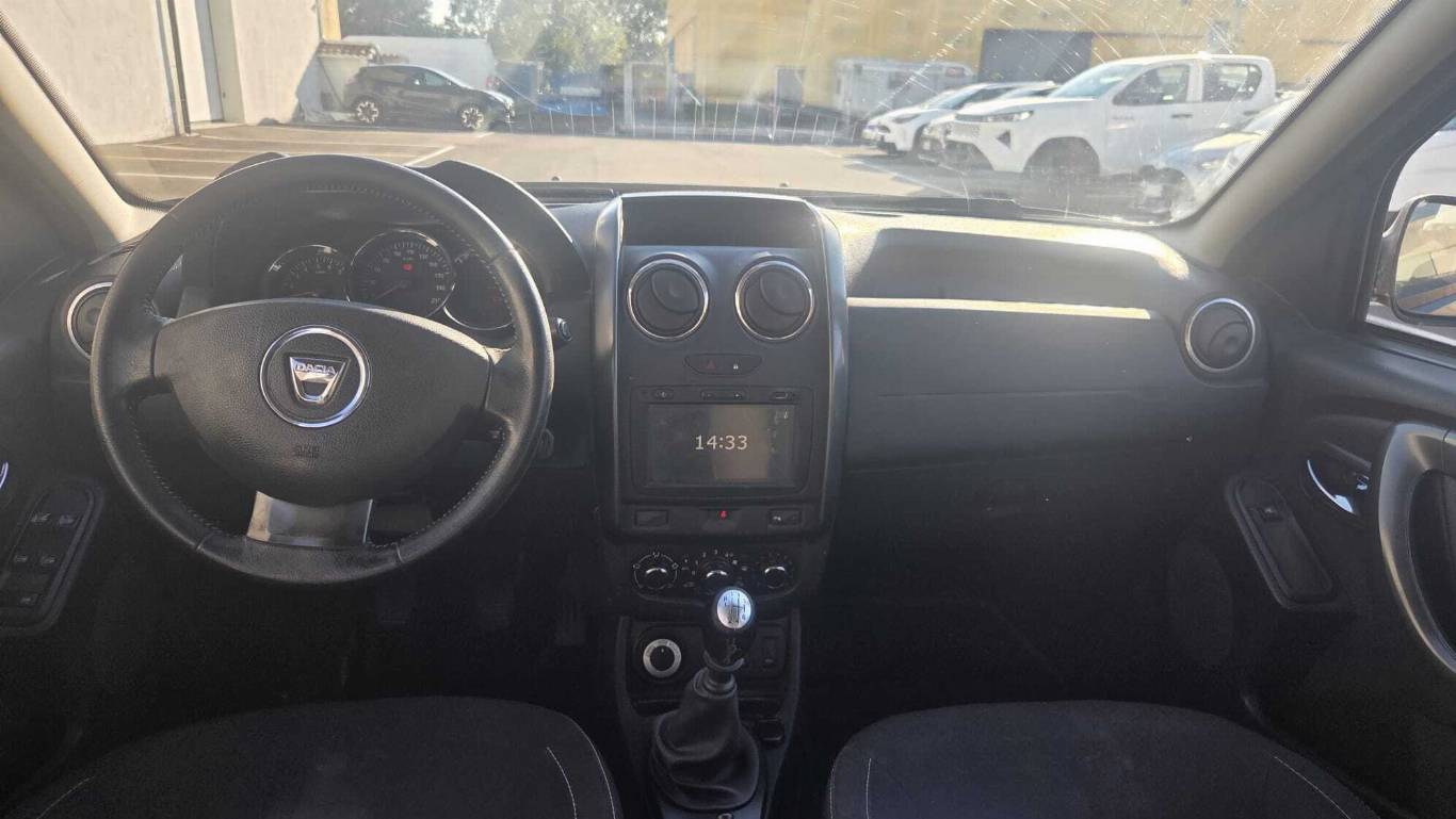 DACIA Duster 9