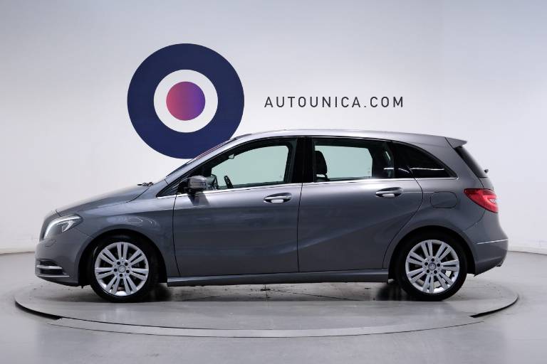 MERCEDES-BENZ B 200 10