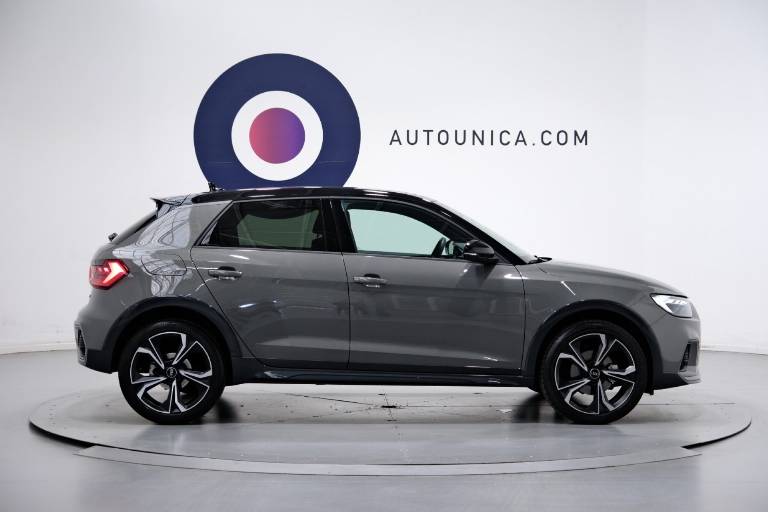 AUDI A1 4
