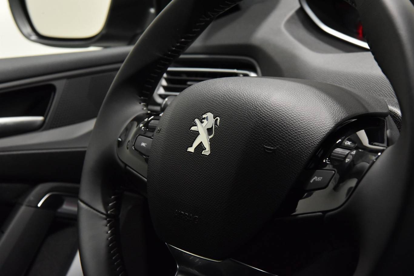 PEUGEOT 308 42