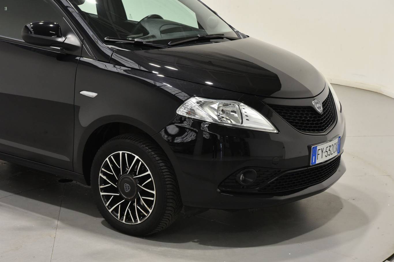 LANCIA Ypsilon 20