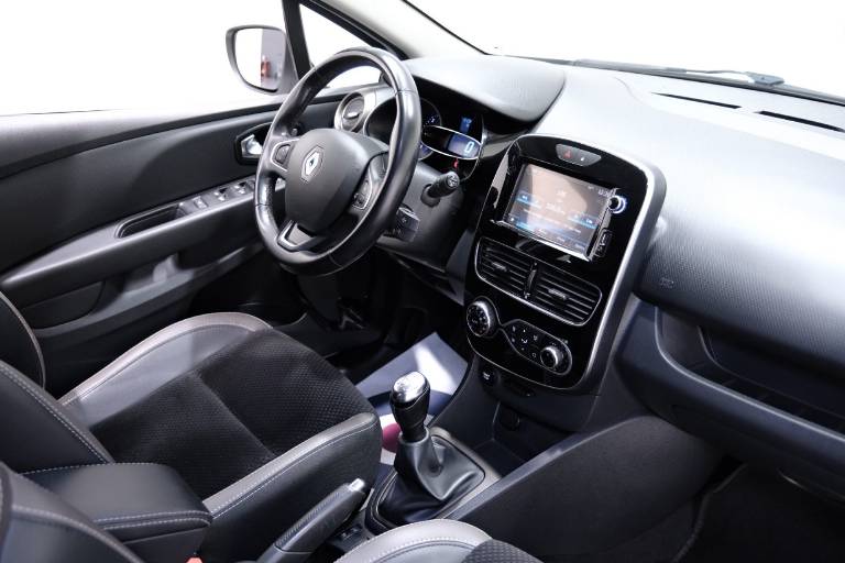 RENAULT Clio 58