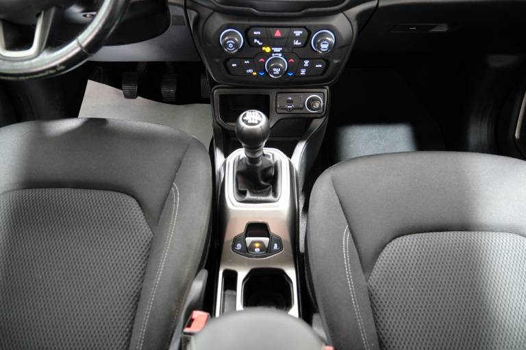 JEEP Renegade 38