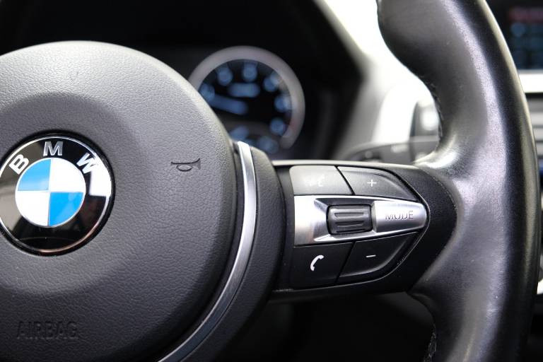 BMW 118 23