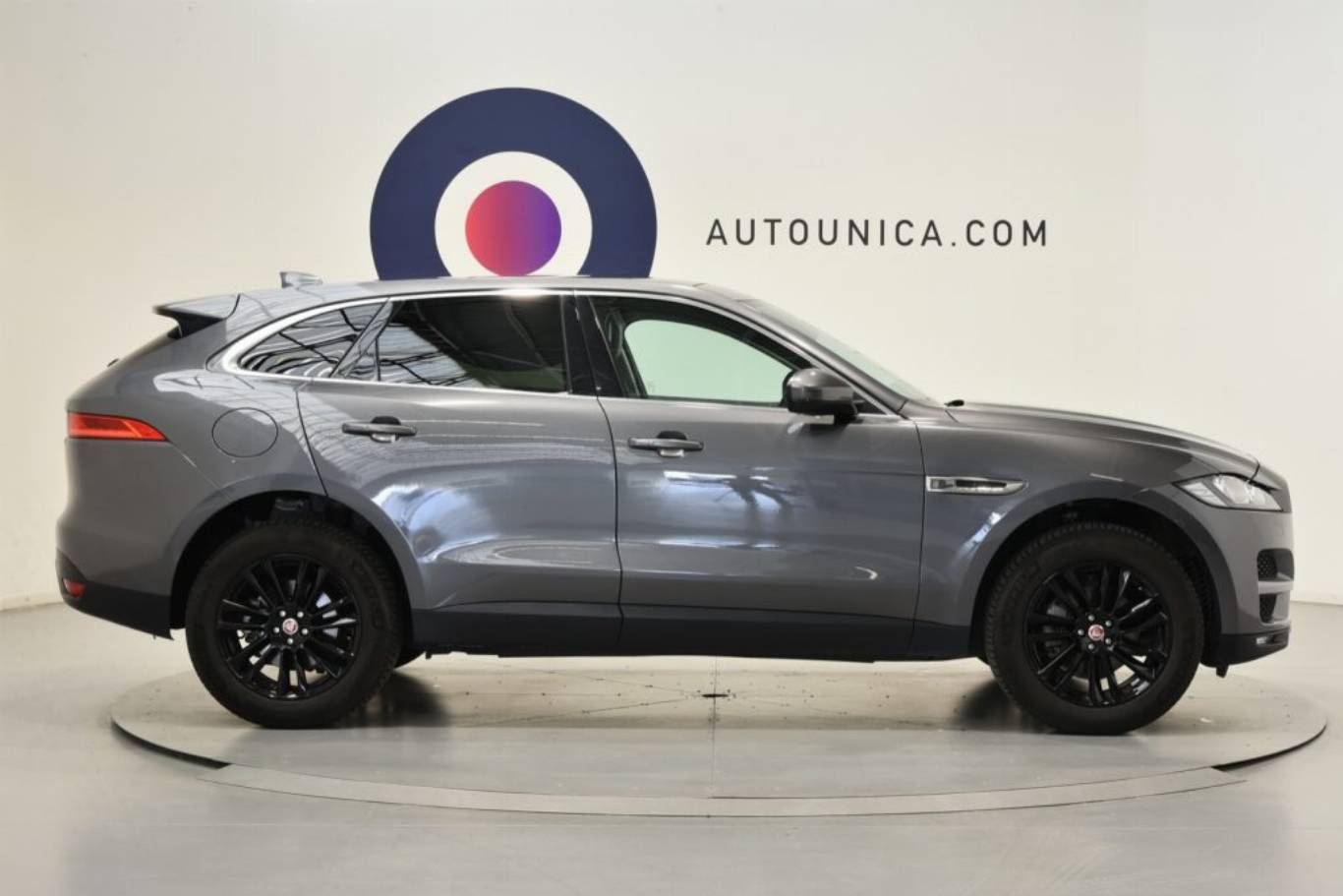 JAGUAR F-Pace 31