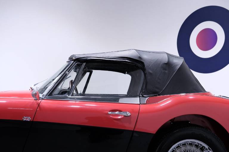 AUSTIN Healey 64