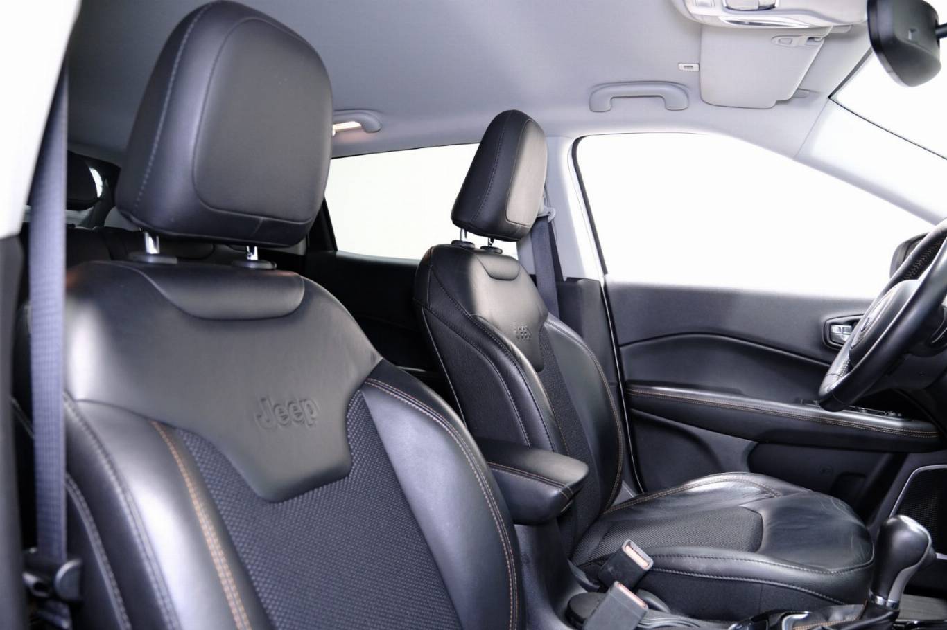 JEEP Compass 59