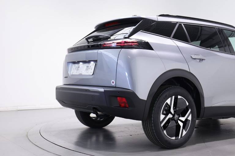 PEUGEOT 2008 49