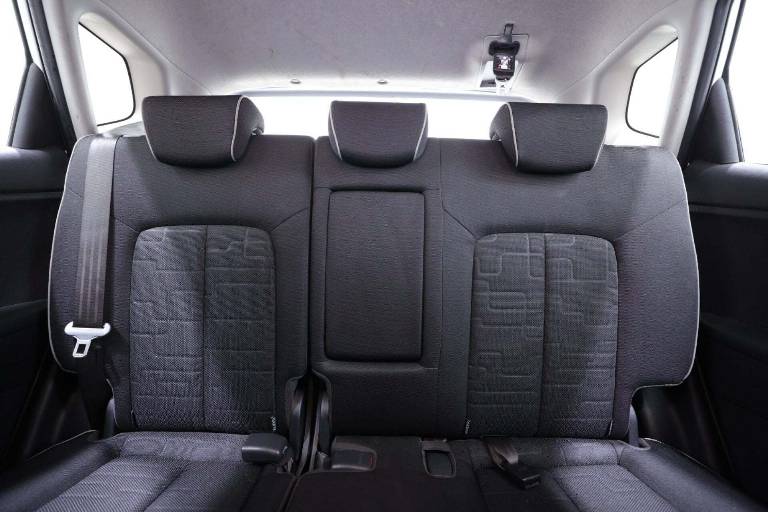KIA Venga 11