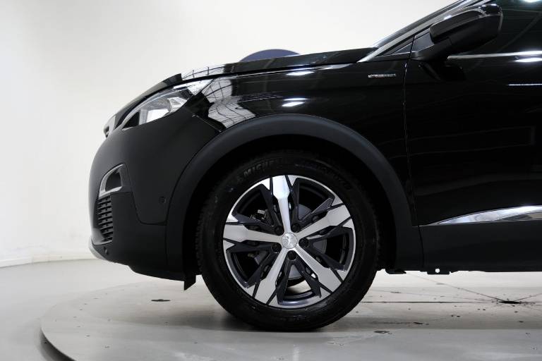 PEUGEOT 3008 19
