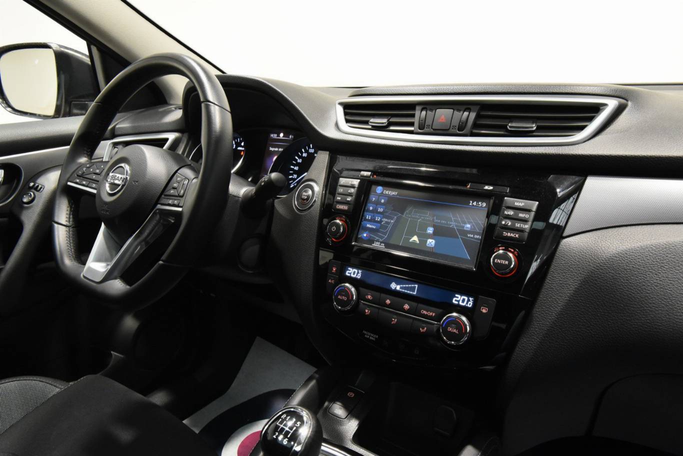 NISSAN Qashqai 52