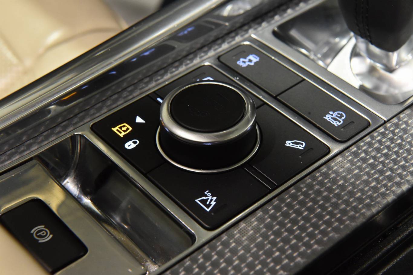 LAND ROVER Range Rover Sport 36