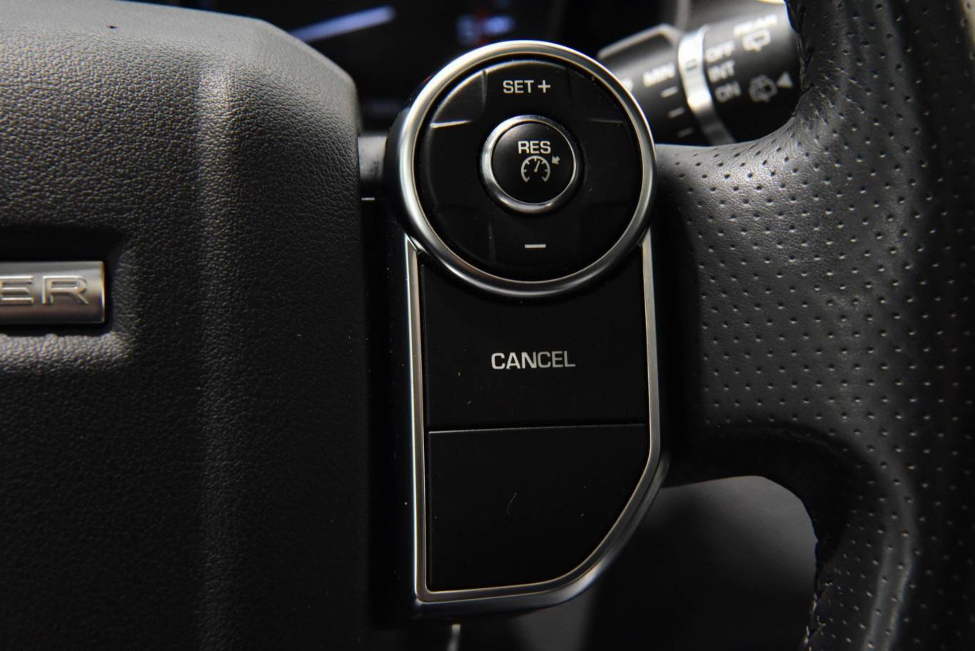 LAND ROVER Range Rover Sport 8