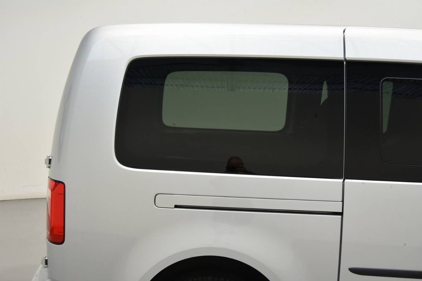 VOLKSWAGEN Caddy 46