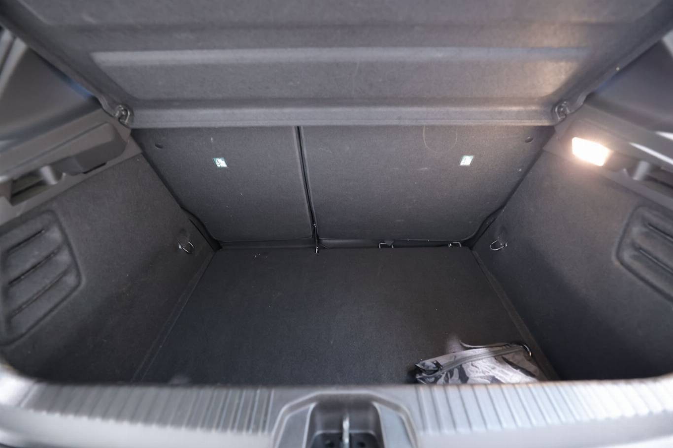 RENAULT Clio 48