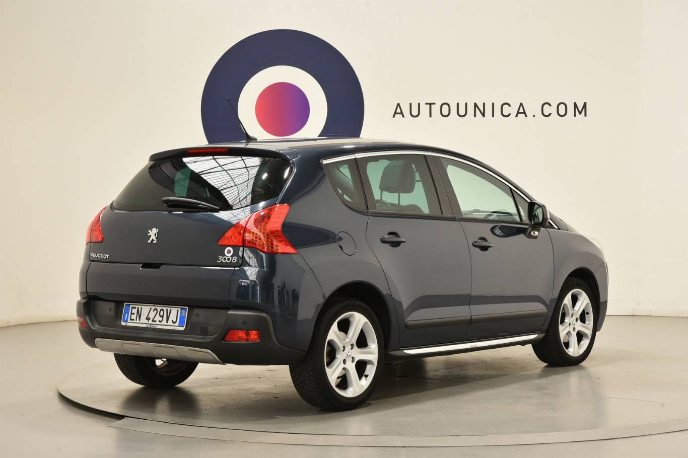 PEUGEOT 3008 5