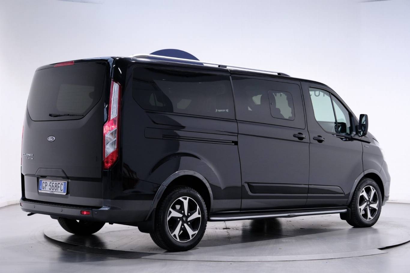 FORD Tourneo Custom 9