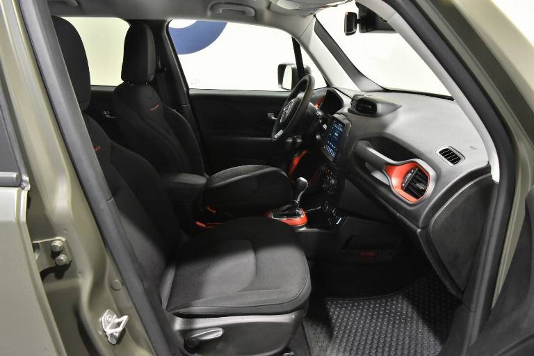 JEEP Renegade 21