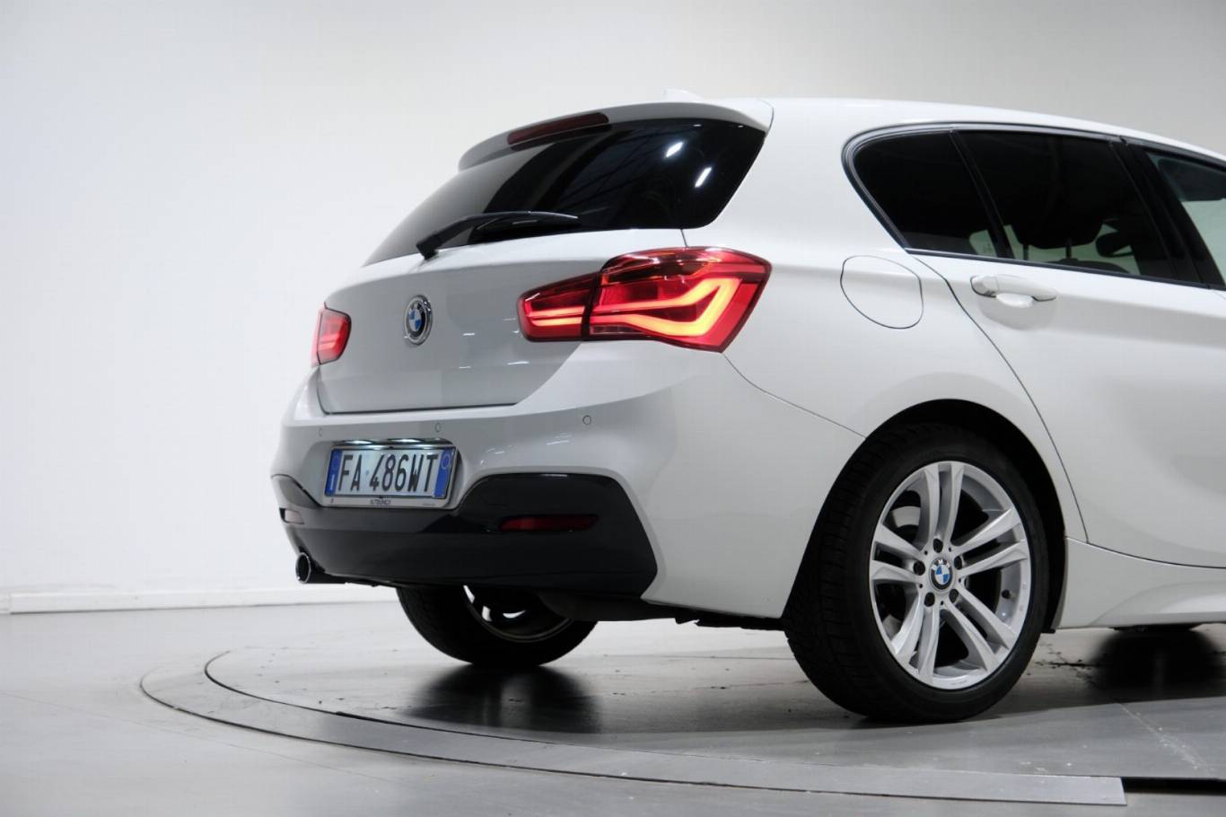 BMW 118 57