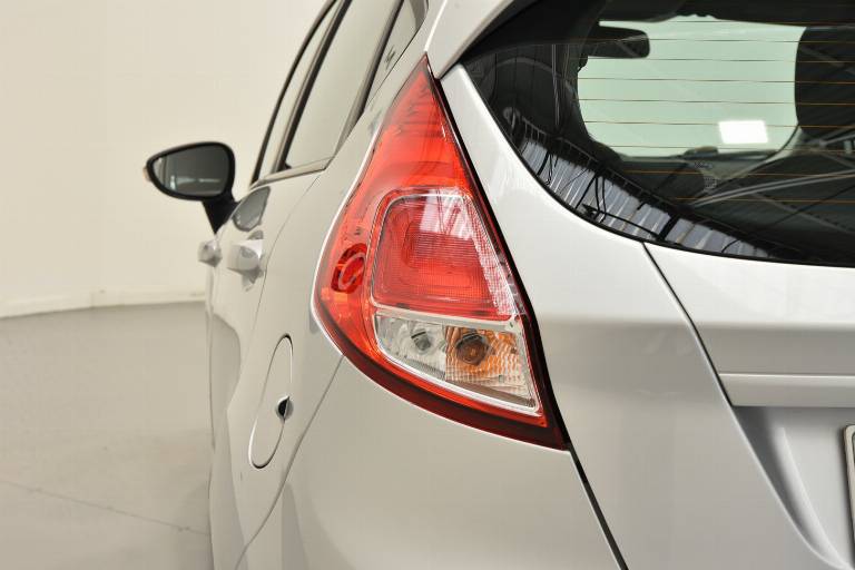 FORD Fiesta 36