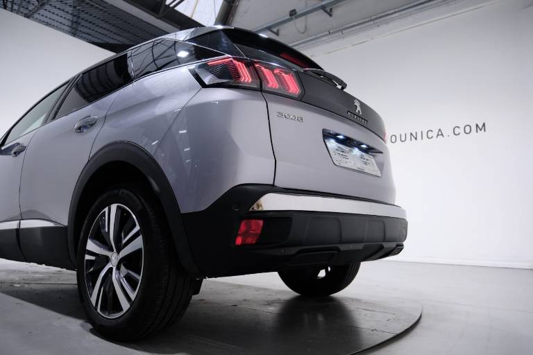 PEUGEOT 3008 42