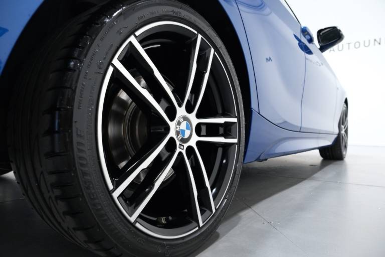BMW 118 54