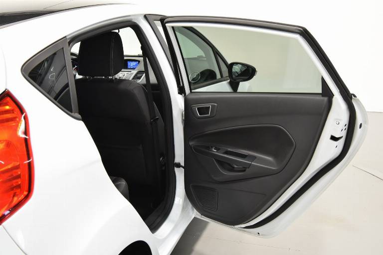 FORD Fiesta 48
