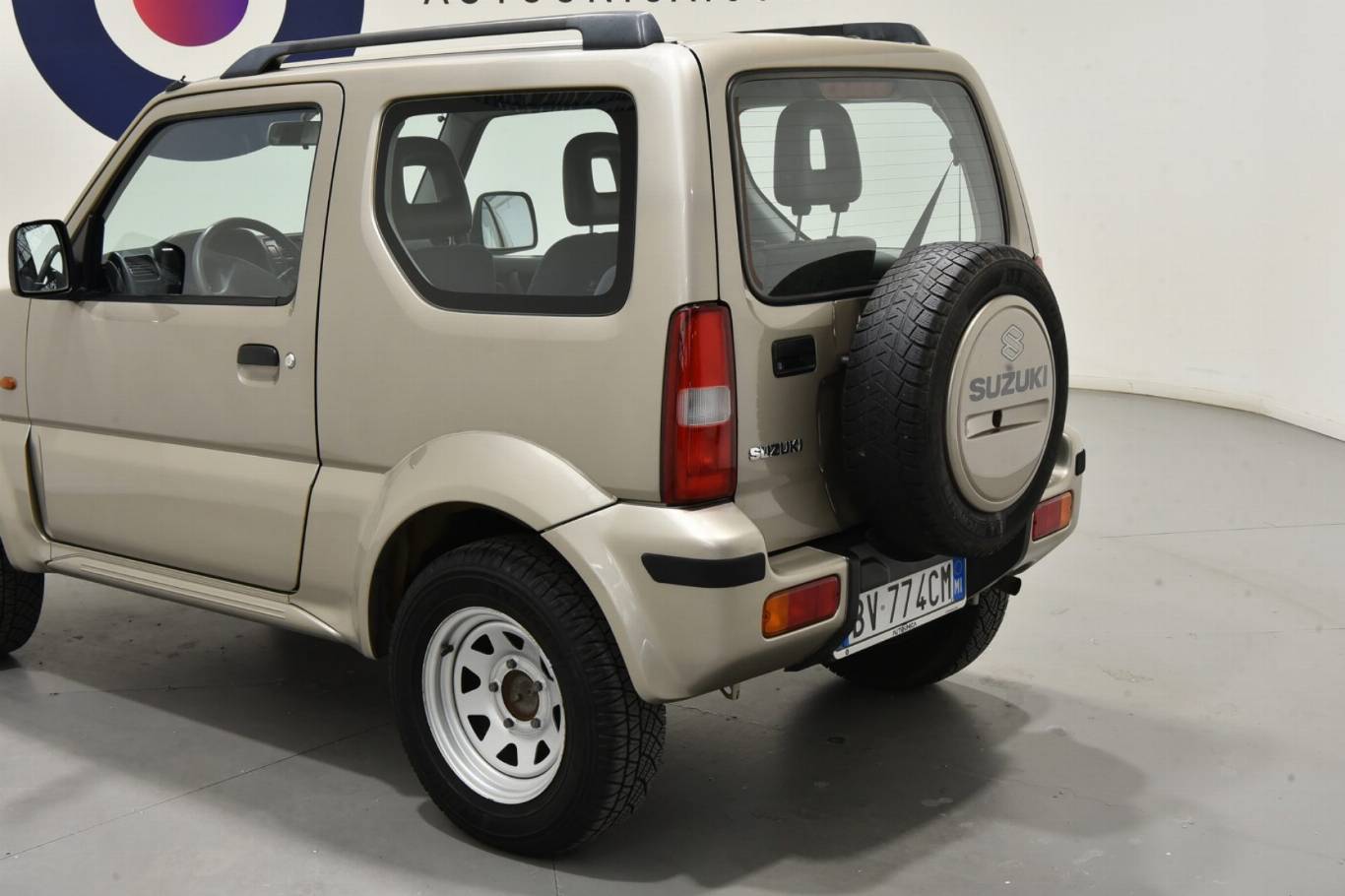 SUZUKI Jimny 19