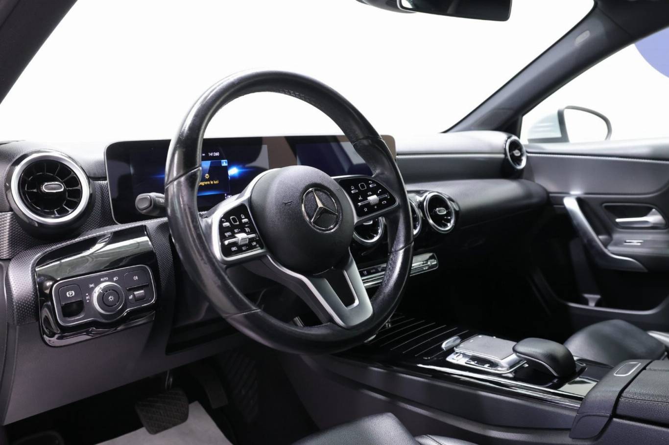 MERCEDES-BENZ A 180 5