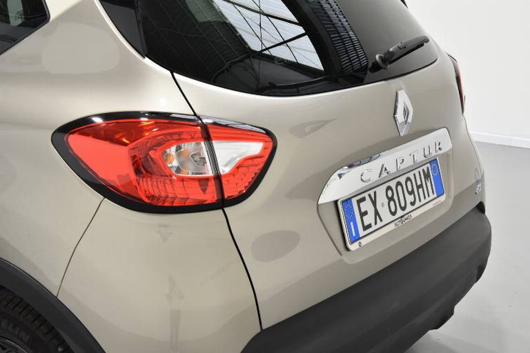 RENAULT Captur 59