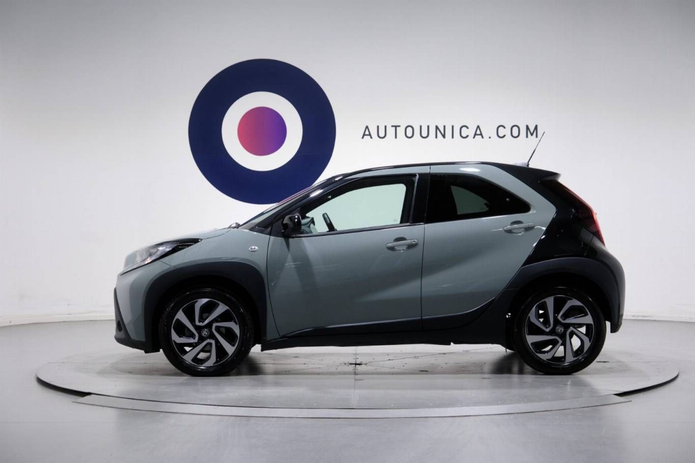 TOYOTA Aygo X 18