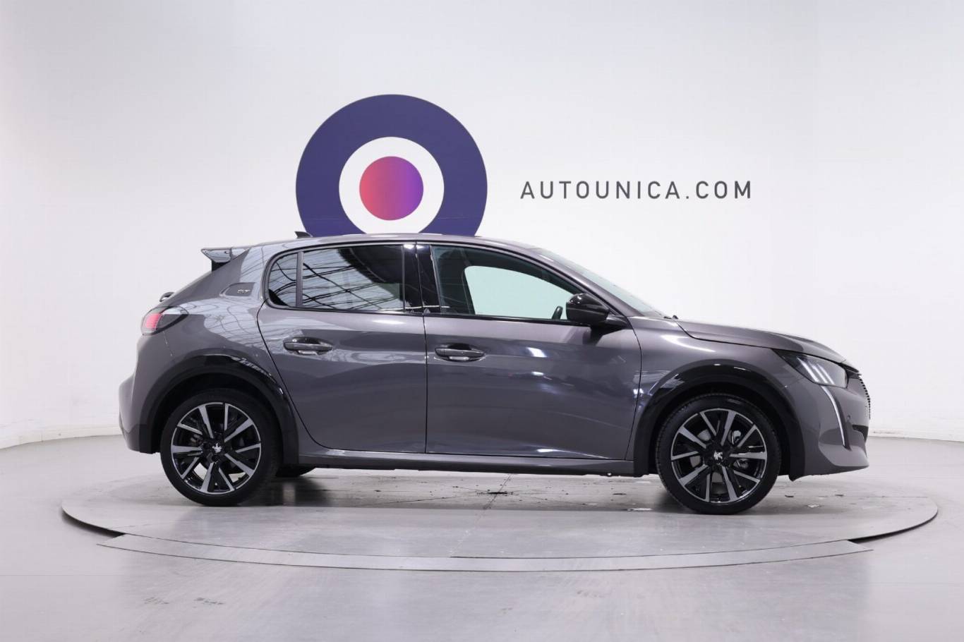 PEUGEOT 208 4