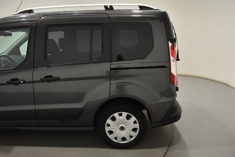 FORD Transit Connect 46
