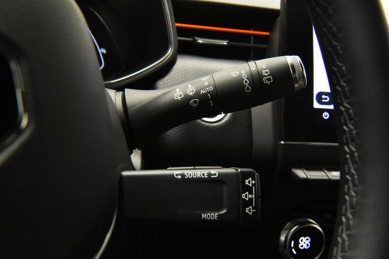 RENAULT Clio 34