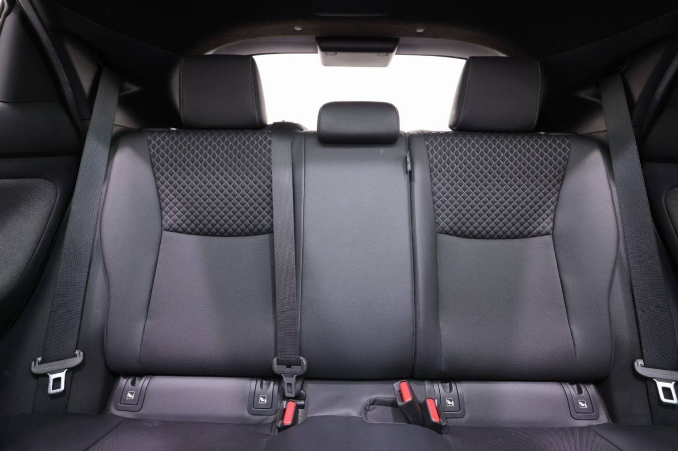 TOYOTA Yaris 34