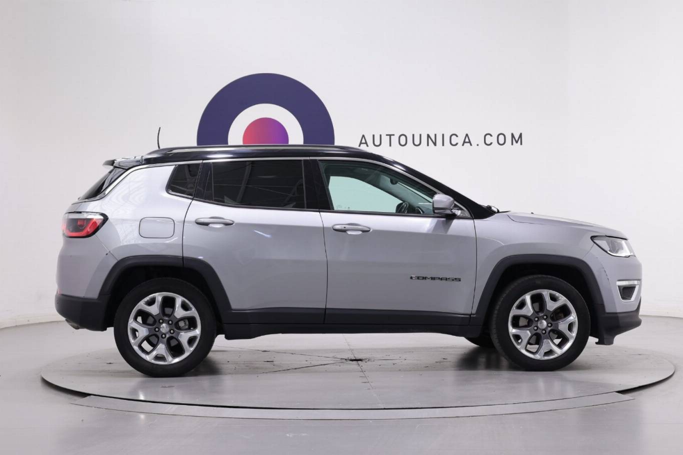 JEEP Compass 4