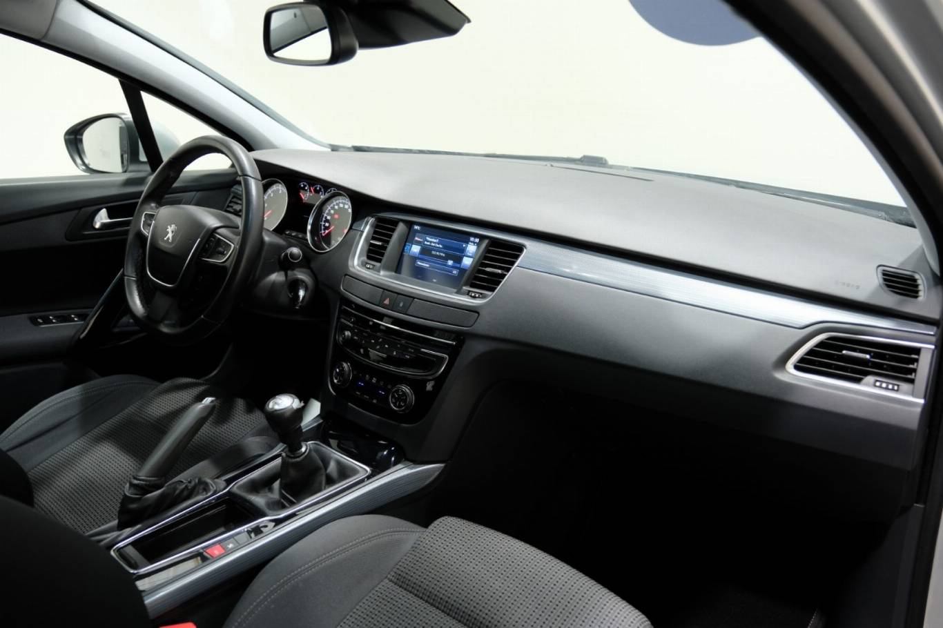 PEUGEOT 508 56