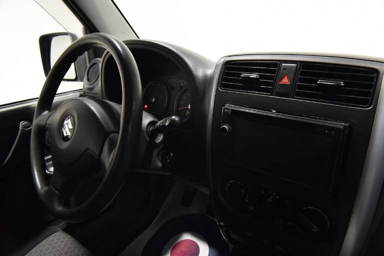 SUZUKI Jimny 20