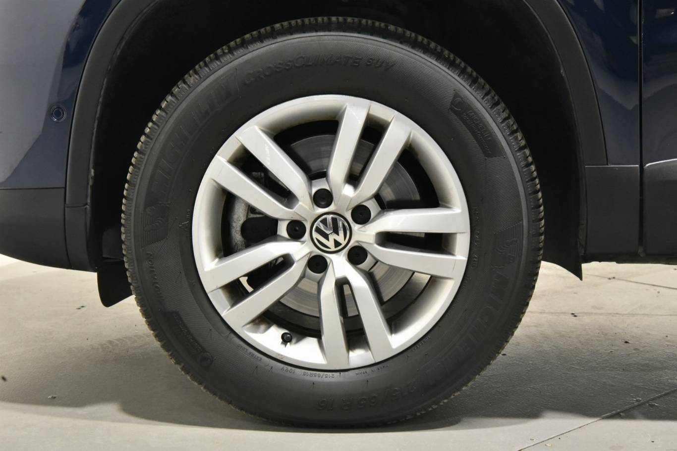 VOLKSWAGEN Tiguan 31