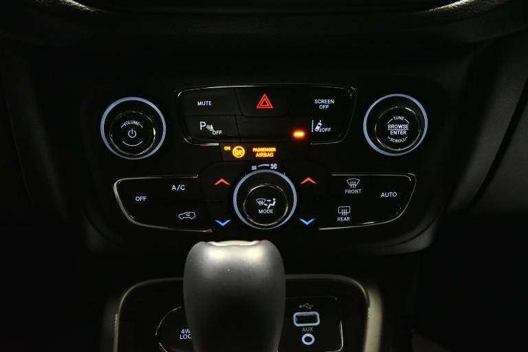 JEEP Compass 9