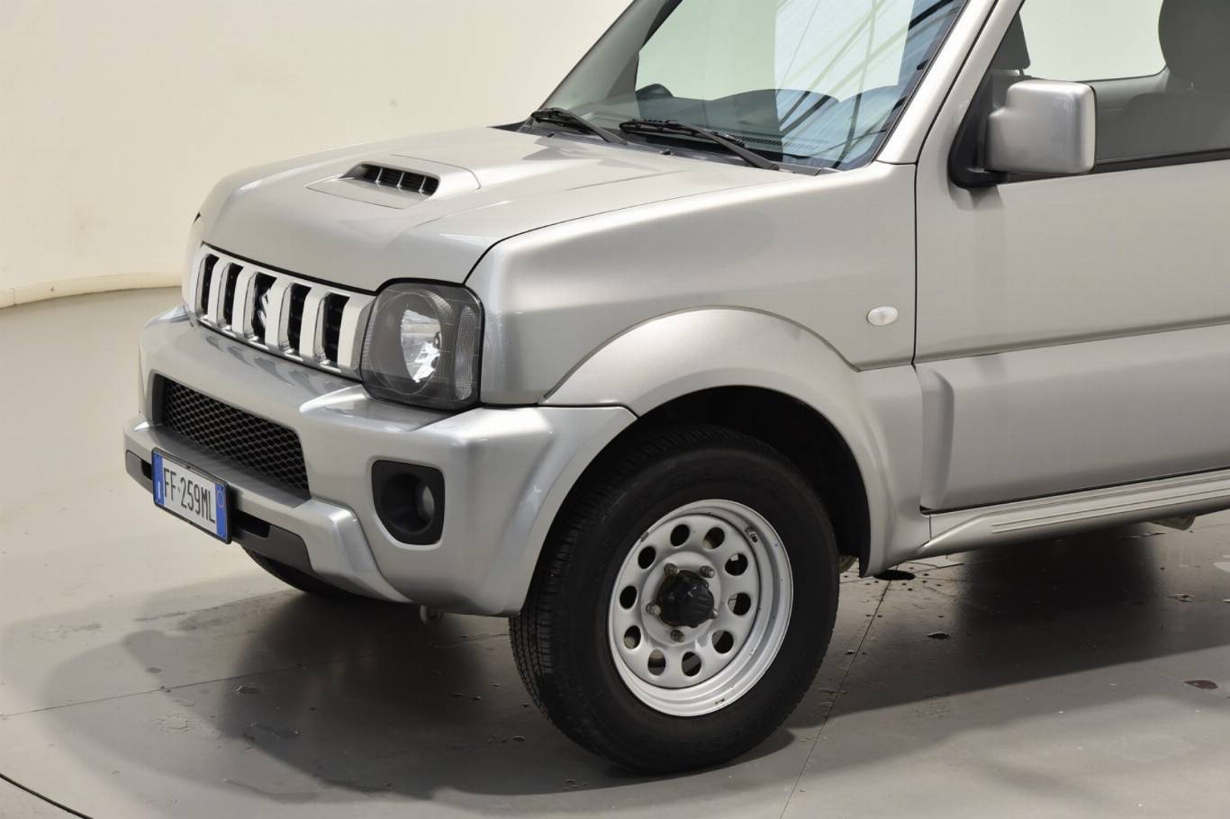 SUZUKI Jimny 29