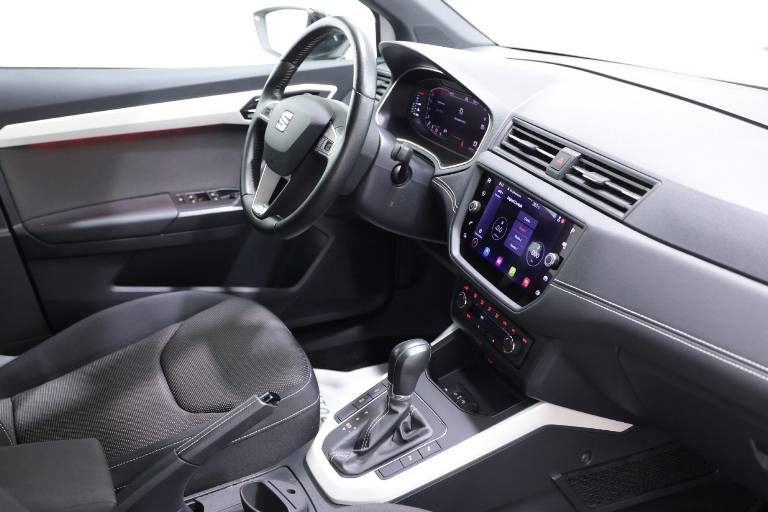 SEAT Arona 41
